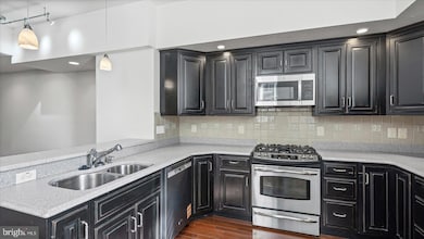 1100 N Calvert St unit 2, Baltimore, MD 21202 - photo 5