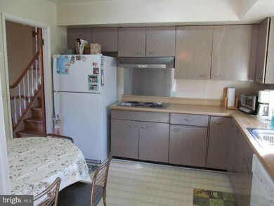 1800 Palo Cir, Halethorpe, MD 21227 - photo 6