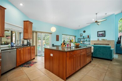 Gourmet Kitchen 