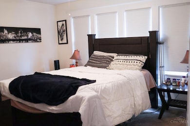 4654 Winton Rd, Cincinnati, OH 45232 - photo 5