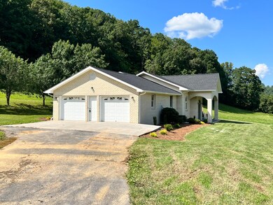 99338583-5730-4EA5-878A-A2139379CAD4