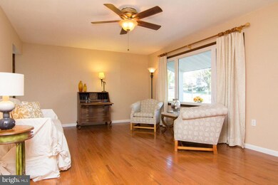 7270 Pommel Dr, Sykesville, MD 21784 - photo 3