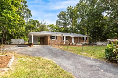 1036 Redwood Dr, Asheboro, NC 27205 - photo 3