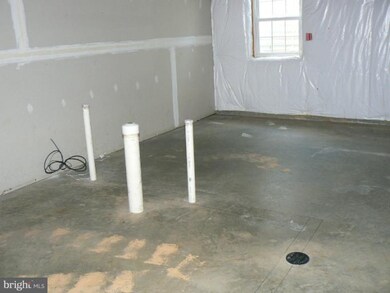 35314 Gosling Ln, Locust Grove, VA 22508 - photo 6