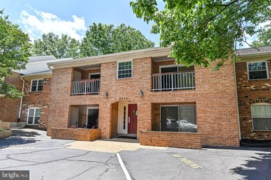 5910 Cove Landing Rd unit 202, Burke, VA 22015 - photo 7