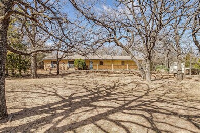 1000 Lee Ln, Azle, TX 76020 - photo 2