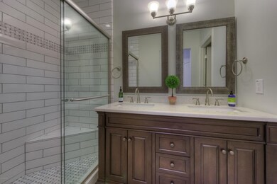 008_Master Bathroom