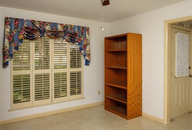 9231 Kostelnik St, Needville, TX 77461 - photo 4