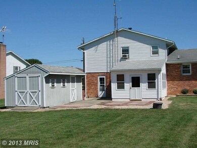 159 E Side Dr, Greencastle, PA 17225 - photo 5