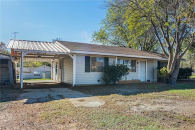 306 Poor Farm Rd, Caldwell, TX 77836 - photo 2