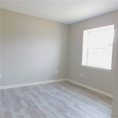 413 S Main St, Syracuse, NY 13212 - photo 4