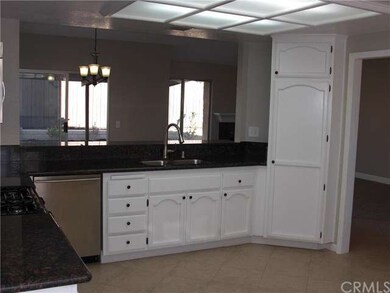 13848 Calada Dr, Moreno Valley, CA 92553 - photo 3