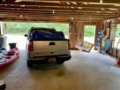 6 Ten Acres Road photo 13 garage