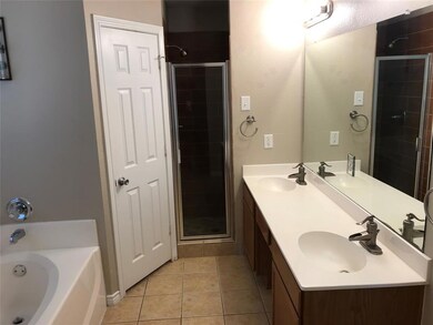 2109 Leslie St, Denton, TX 76205 - photo 6