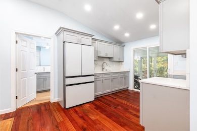 39 Graves Rd, Lynn, MA 01904 - photo 7