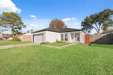 2707 Ashford Trail Dr, Houston, TX 77082 - photo 2