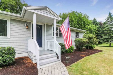 890 Banfield Rd, Portsmouth, NH 03801 - photo 3