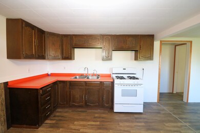 Greenhoe Kitchen close up1