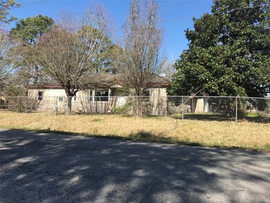 736 Evanston St, Houston, TX 77015 - photo 3