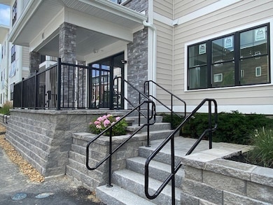 55 Pointe Place unit 108, Dover, NH 03820 - photo 2