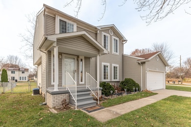 457 N Sybald St, Westland, MI 48185 - photo 2