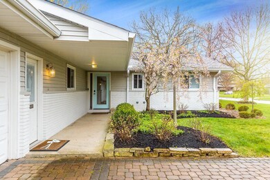 3082 BEMBRIDGE RD (Exterior Re-Shoot)-6-