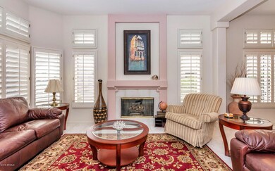 22208 N Va Montoya-large-008-18-Living R