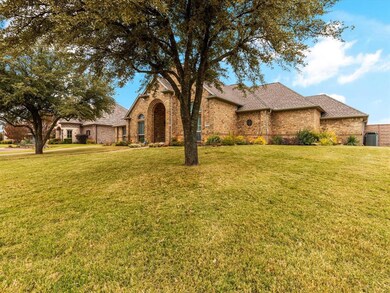 1404 Wedgewood Dr, Cleburne, TX 76033 - photo 5