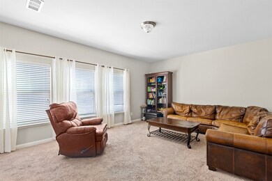 6136 Nathan Creek Dr, Fort Worth, TX 76179 - photo 4