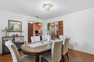 534 W Red Bird Ln, Duncanville, TX 75116 - photo 4