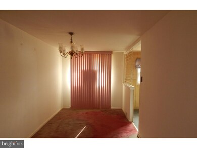 2720 Maxwell St, Philadelphia, PA 19136 - photo 4