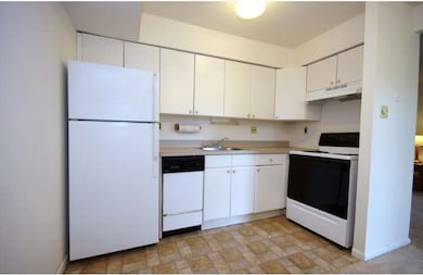 48 Belfast Dr, North Wales, PA 19454 - photo 4