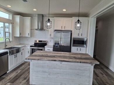 34842 Silver King Dr unit 814, Zephyrhills, FL 33541 - photo 4