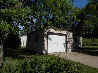 Garage<|><|>