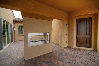 005_Courtyard - Entrance