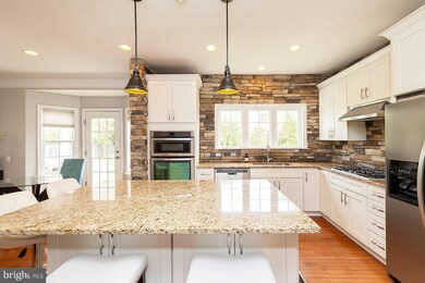 415 Lilys Way, Winchester, VA 22602 - photo 5