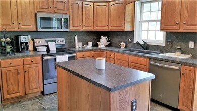 7410 Driftwood Rd, Northampton, PA 18067 - photo 4