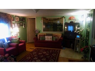 75 S Policy St unit 62, Salem, NH 03079 - photo 3