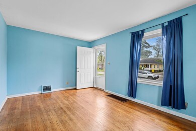 125 N Lindberg St, Griffith, IN 46319 - photo 5