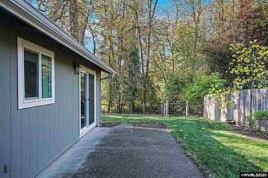 1984 SE Crystal Cir, Corvallis, OR 97333 - photo 3