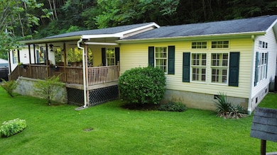 529 Hatfield Branch Rd, McCarr, KY 41544 - photo 3