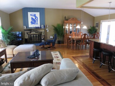 4031 Kottler Dr, Lafayette Hill, PA 19444 - photo 3