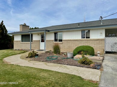 141 E Duffield Rd, Moxee, WA 98936 - photo 2