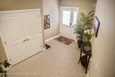 204 Villa Dr unit 10, Long Branch, NJ 07740 - photo 4