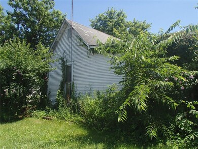 312 N Grant St, Edinburgh, IN 46124 - photo 3