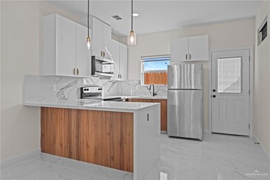 2109 E Viviana St unit 3, Edinburg, TX 78542 - photo 7