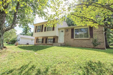 8816 Old Ironsides Dr, Louisville, KY 40228 - photo 2