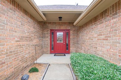 2503 Deer Valley Dr, Shawnee, OK 74804 - photo 4