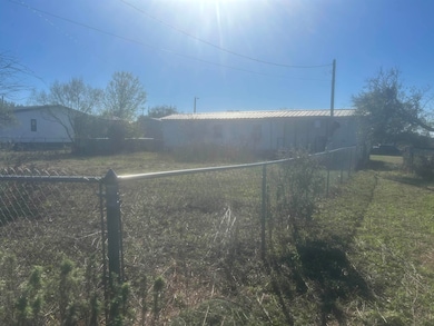 809 W Llano St, Llano, TX 78643 - photo 7