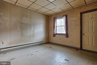 201 Walnut St, Ashland, PA 17921 - photo 5